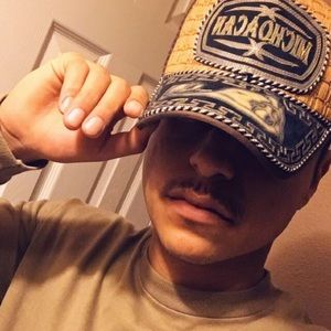 Meet your Posher, Omar